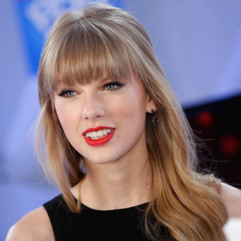 Taylor Swift’s 5 Familiar Hairstyles on Repeat