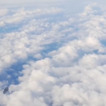OVNI filmado por pasajero de avión sobre España